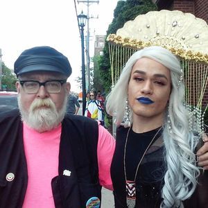 Meet your Posher, Dennis